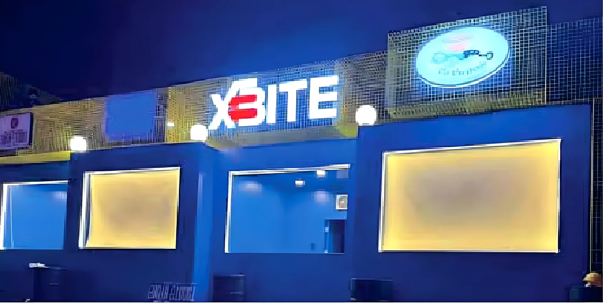 جناح XBITE المضاء في بطولة التنس